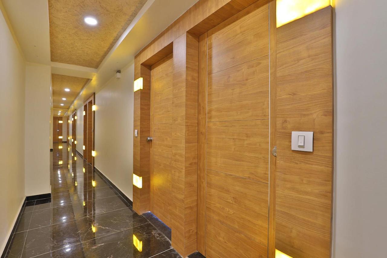 Hotel Royal King By Sky Stays Ahmedabad Exterior foto